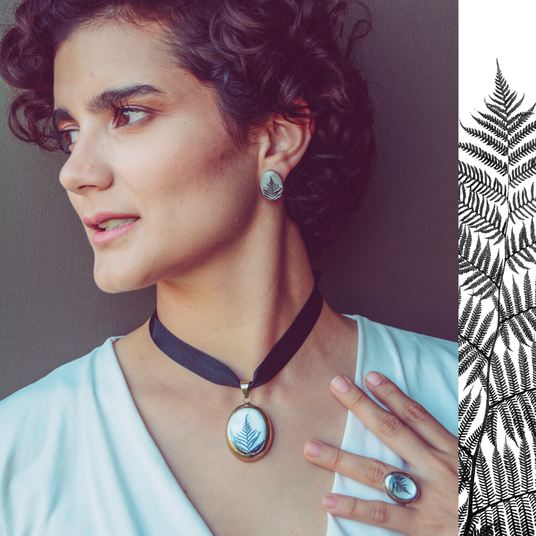 Jewelry set : Collar, anillo y dije de Concha de Nácar con fotografía de Hojas de Helecho
